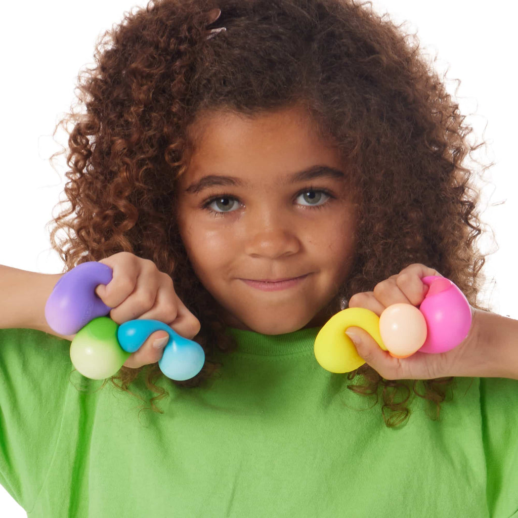 Super-Squishy NeeDoh Rainboh | Reserve Autumn Pond - Classic NeeDoh Stress-Relieving Squishy Ball Detail